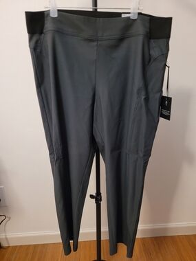 Simply Vera Wang Ultra Stretch Pant - Capri in charcoal